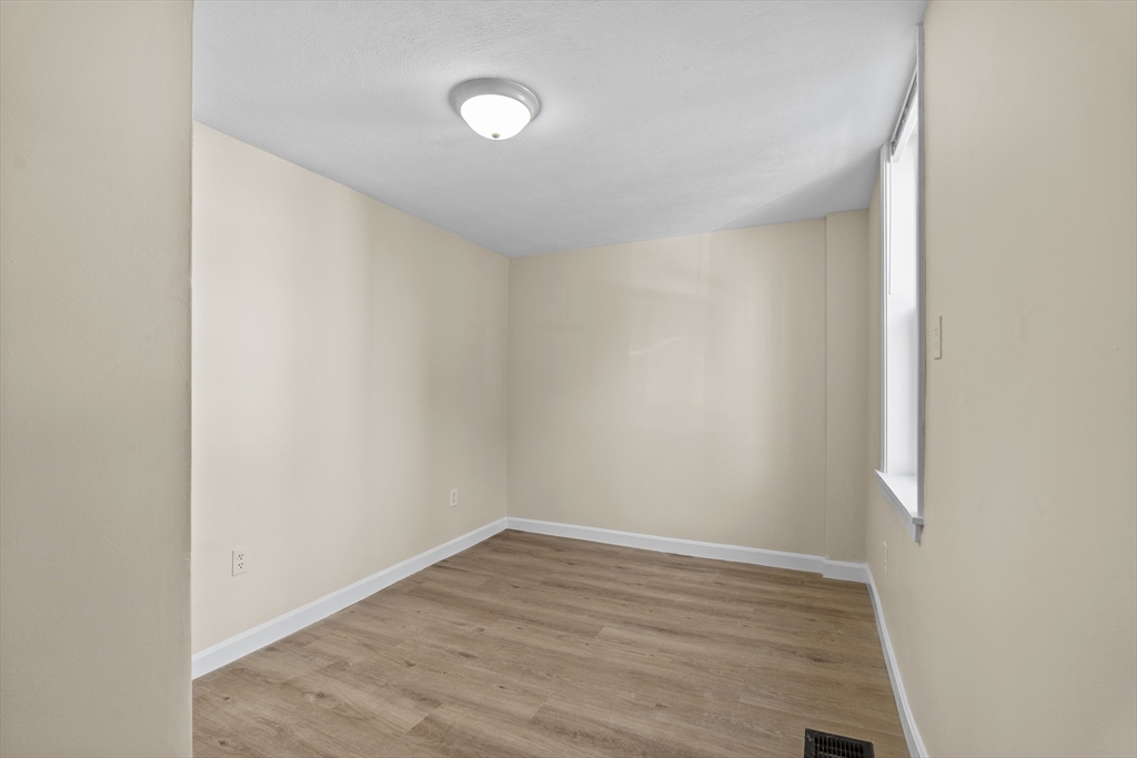 276 W 3rd St, South Boston