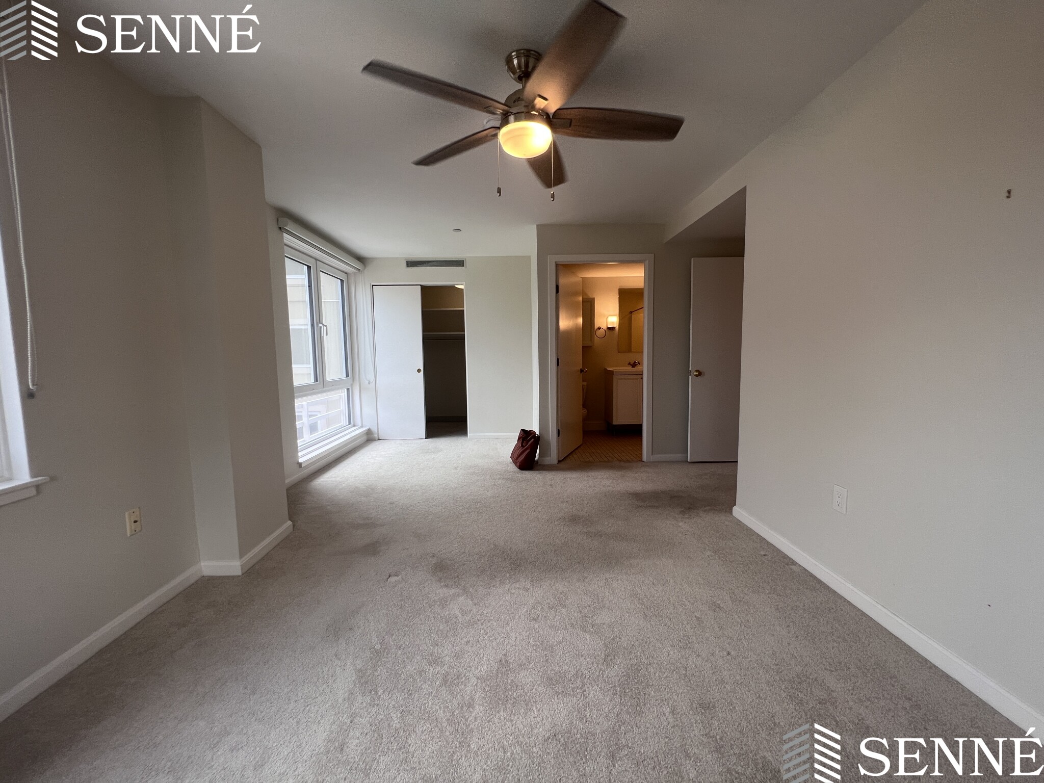 1008 Massachusetts Ave, Riverside