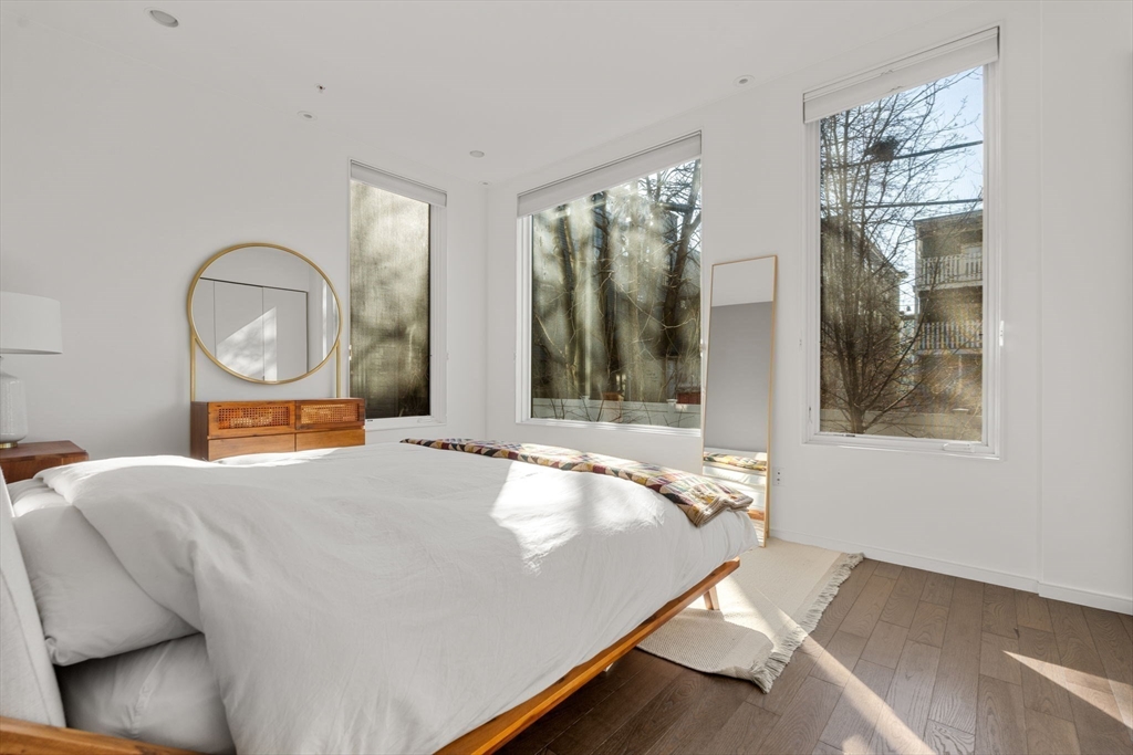 519 East 1st St, South Boston