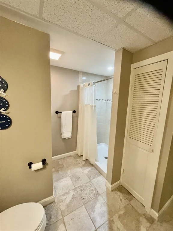 182 Beacon St, South Yarmouth