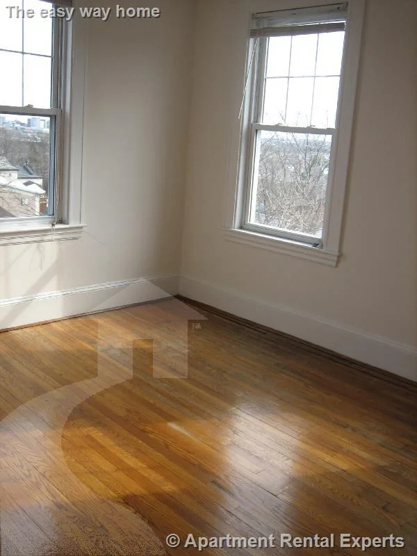 156-158 Summer St, Spring Hill