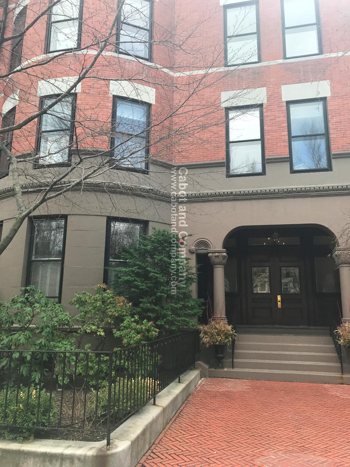 290 Commonwealth Ave, Back Bay