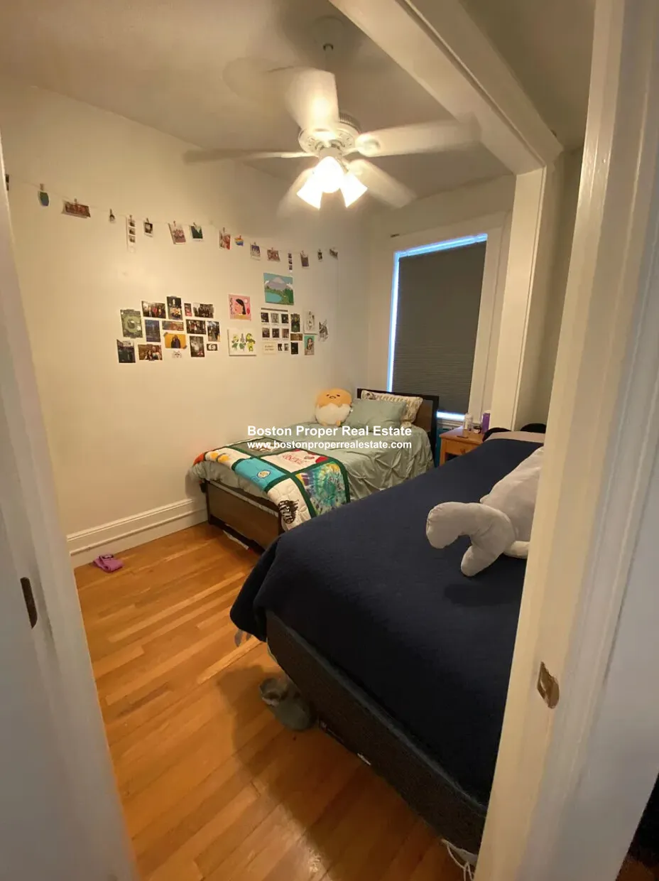 64 Hemenway St, Fenway