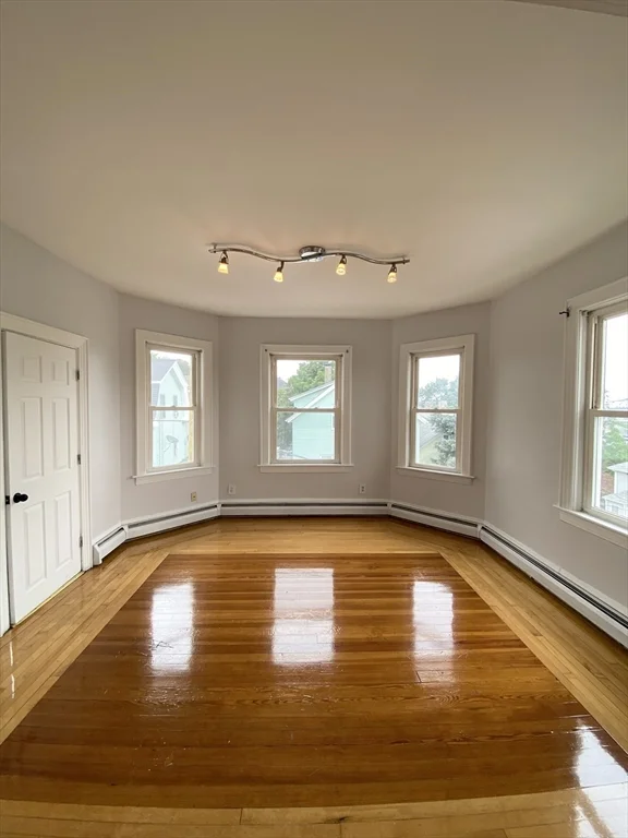60 Prospect St, Fall River