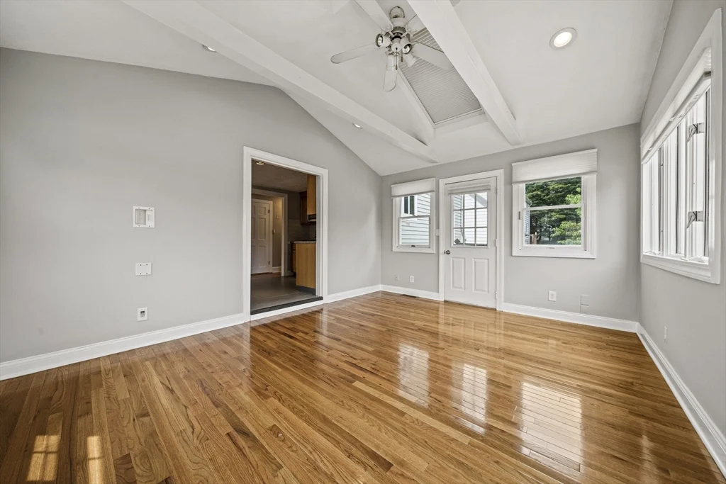 28 Hillside Ave, Stoneham