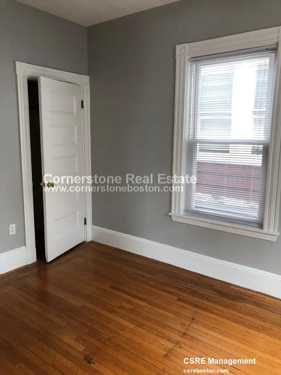 122 Calumet St, Mission Hill