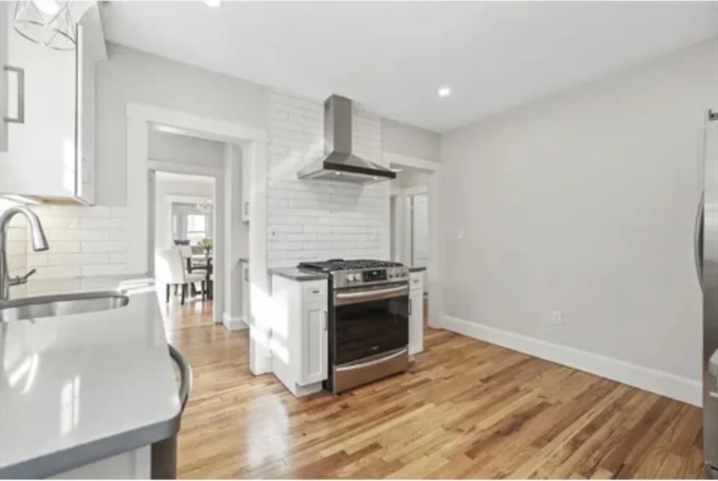 37 Gallivan Blvd, Mattapan