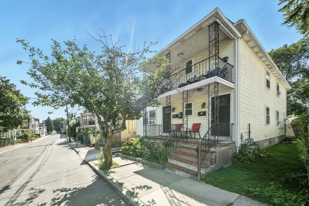 57 Newbury St, Teele Square