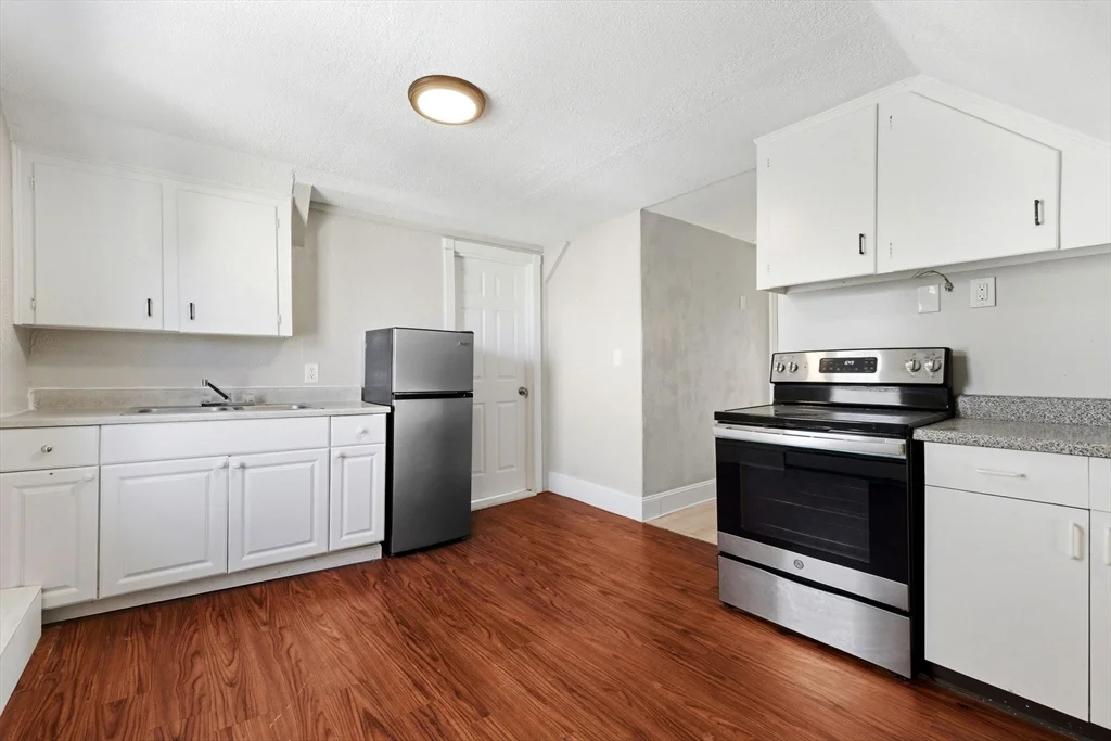 21 John St, Attleboro