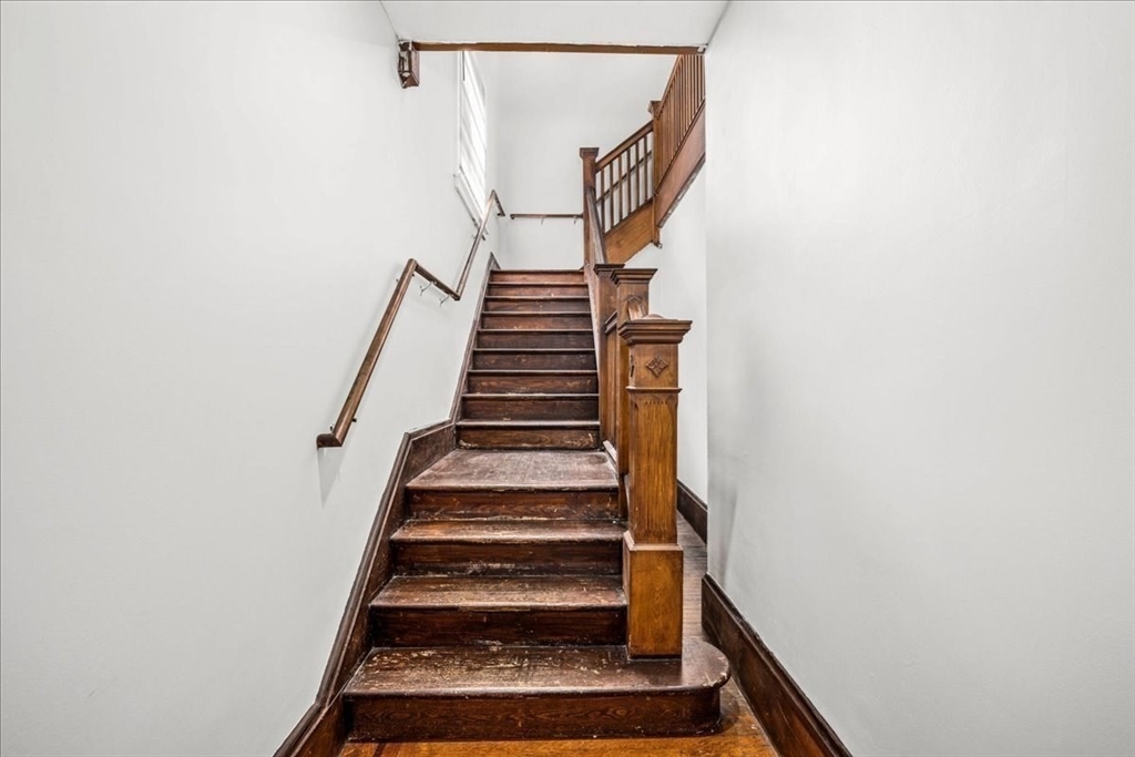 480 White St, Springfield