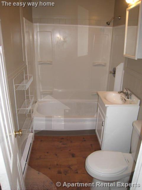 79 Walnut St, Prospect Hill