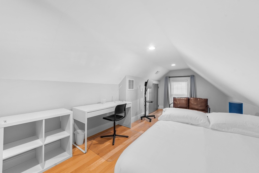 205 Mountain Ave, Malden