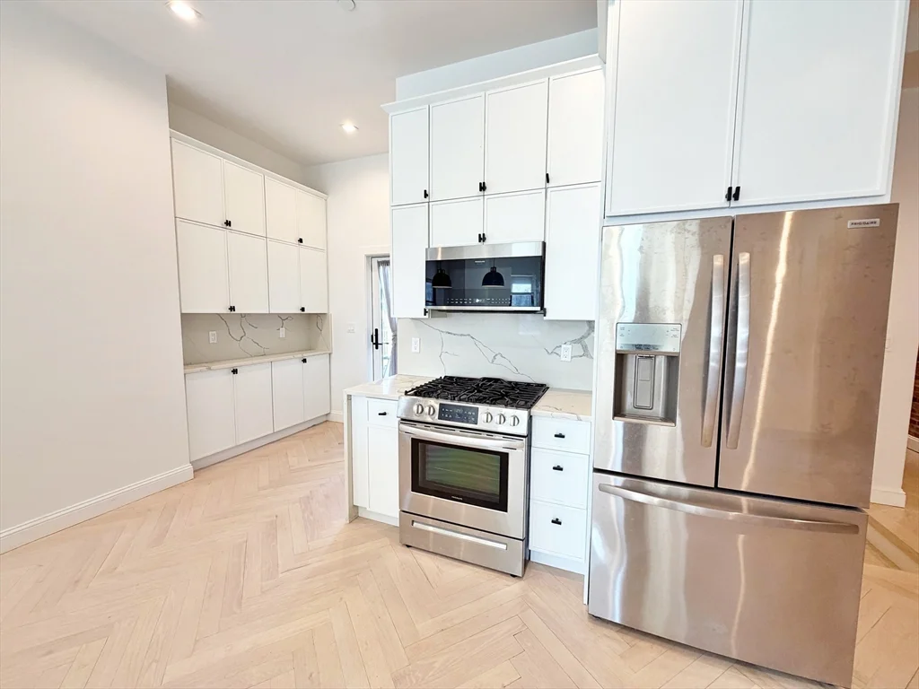 182 Webster St, East Boston