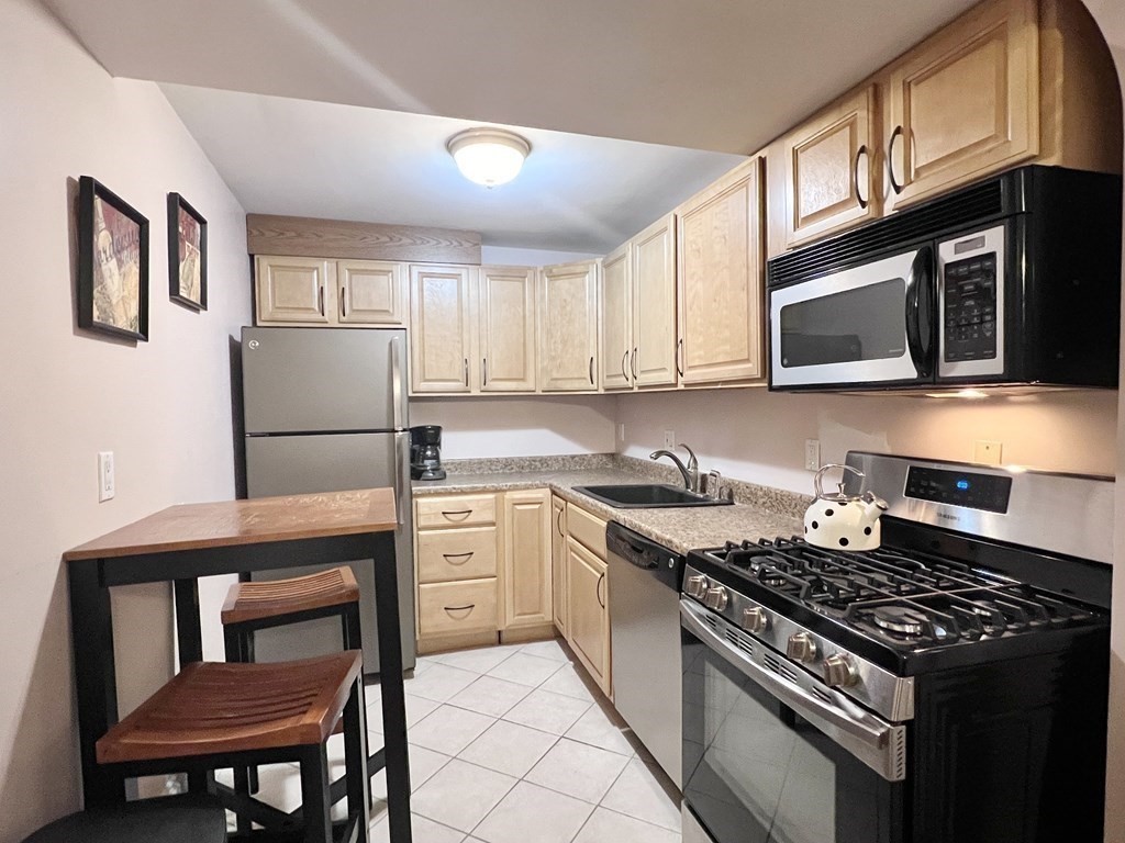 86 Commonwealth Ave, Back Bay