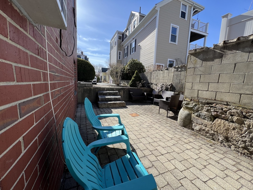 20 Lovett St, Beverly