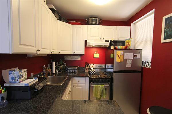 40 Winchester St, North Brookline