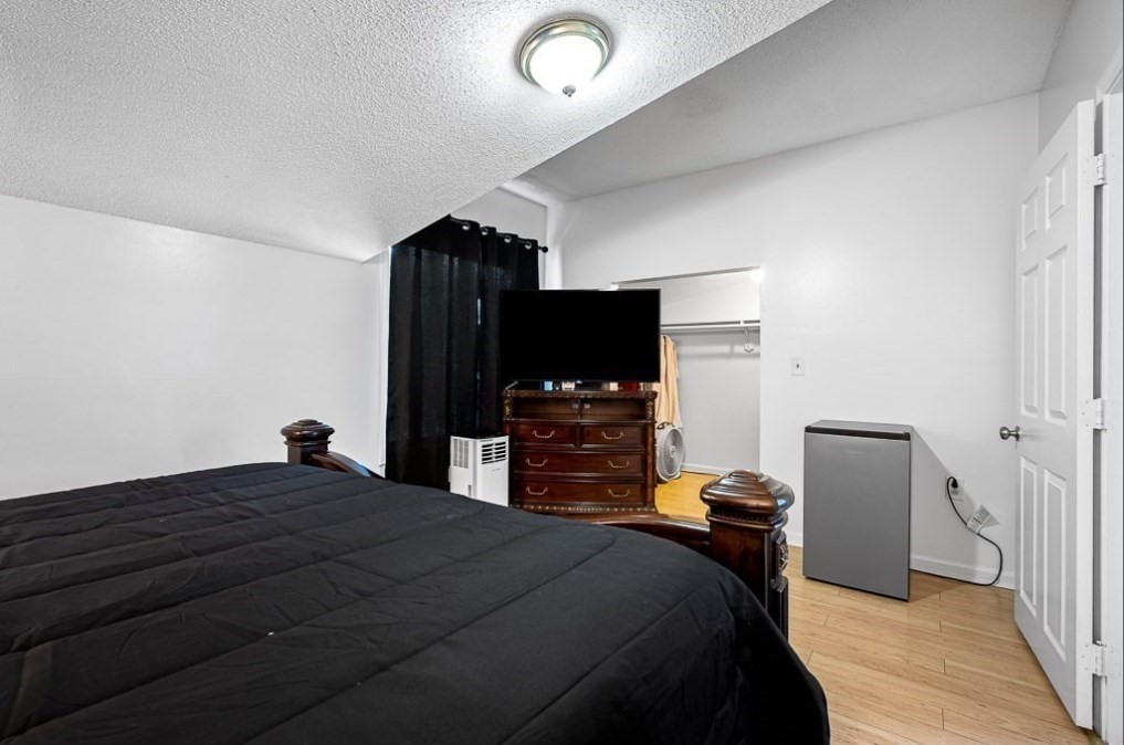 98 Eastern Ave, Worcester