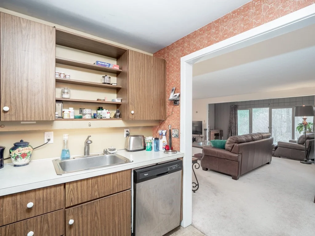 374 Great Rd, Acton