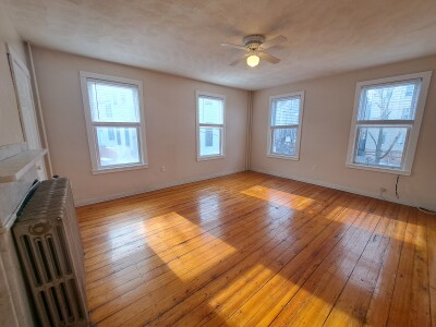 85 Ferrin St, Charlestown