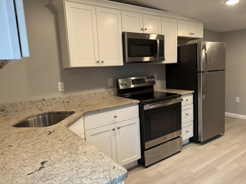 10 Leyden St, Plymouth