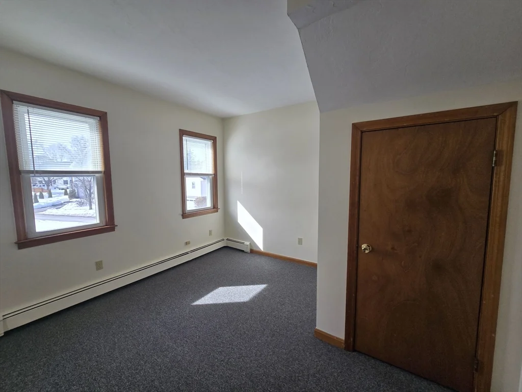 17 Grafton St, Quincy