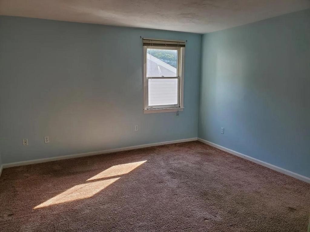 118 Montclair Ave, Waltham