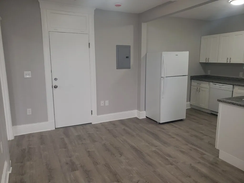 738 Washington St, Norwood