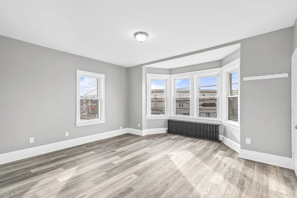 712-722 Eastern Ave, Fall River