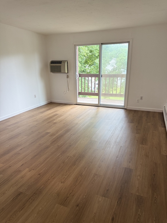 707 Bedford St, Abington