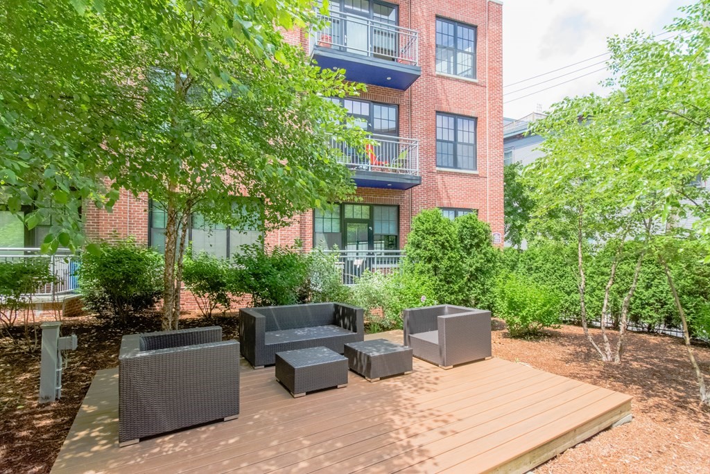 944 Dorchester, Dorchester