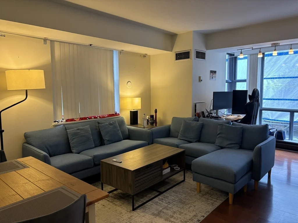 170 Tremont St, Midtown