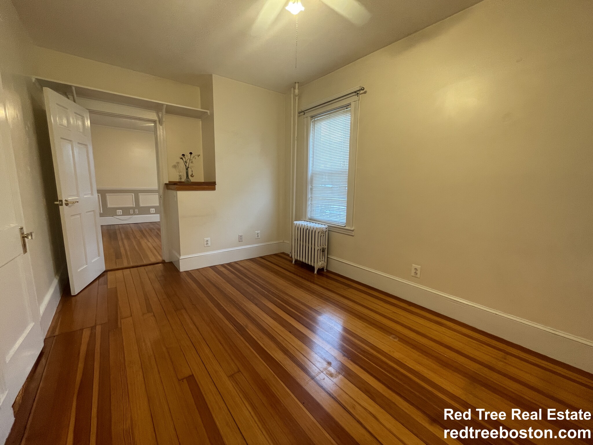 18 Bigelow St, Oak Square