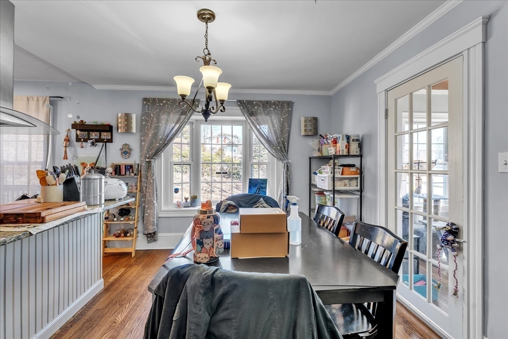 638 Main St, Walpole