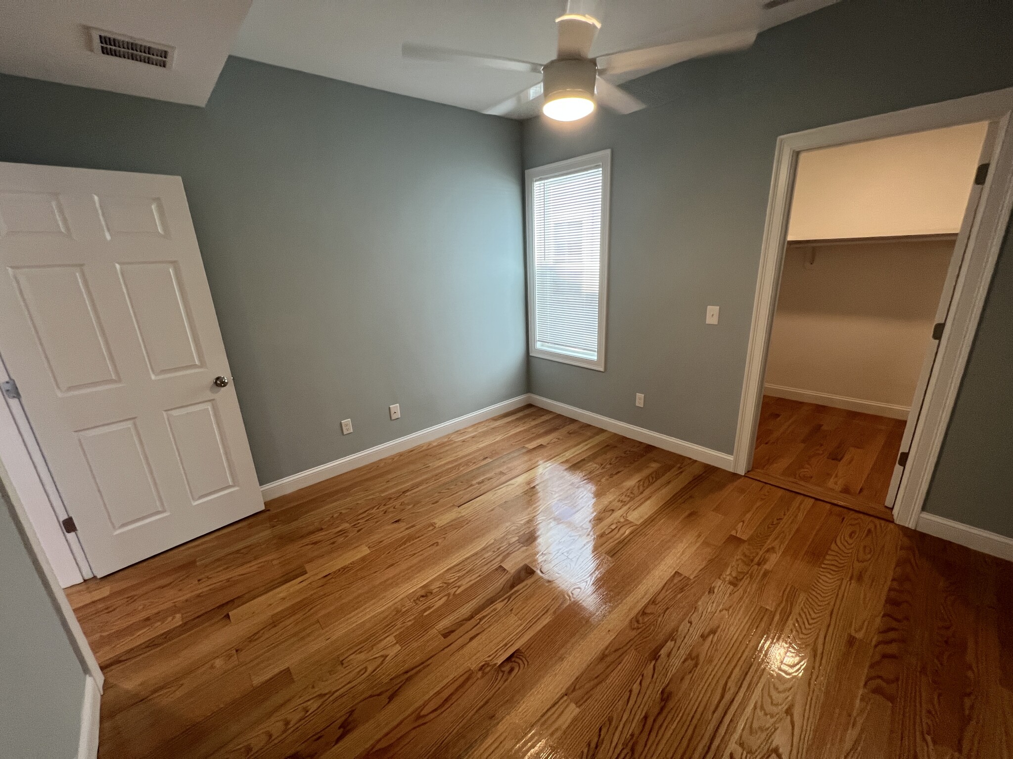 126 Cross St, East Somerville