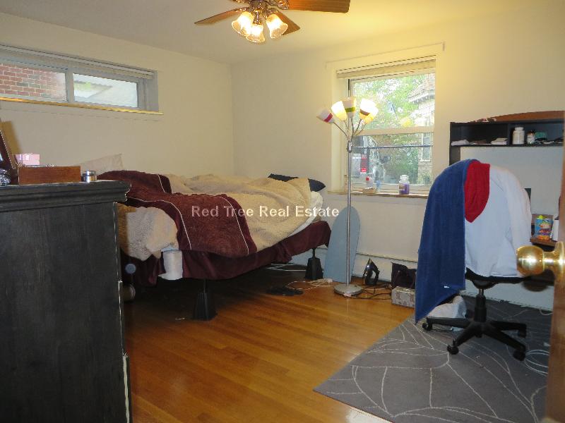 12 Commonwealth Ct, Brighton