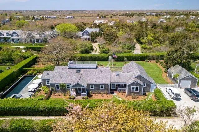 17 Burnell, Nantucket