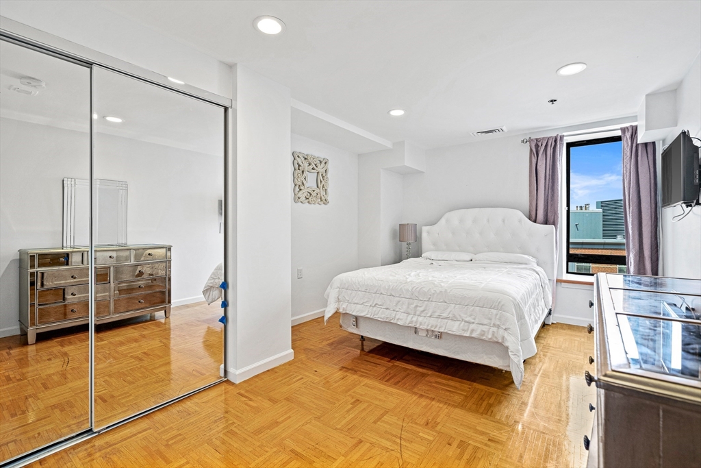 357 Commercial, Waterfront