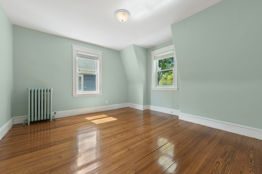 28 Meredith St, West Roxbury