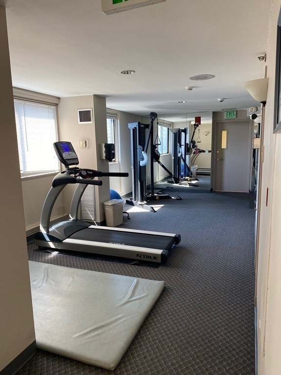 1933 Commonwealth Ave, Brighton