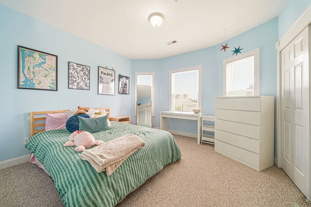 12-14 Everett St, Allston