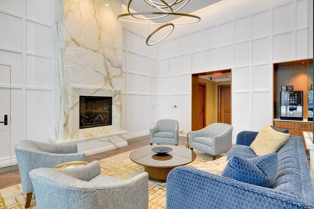 1 Avery St, Downtown