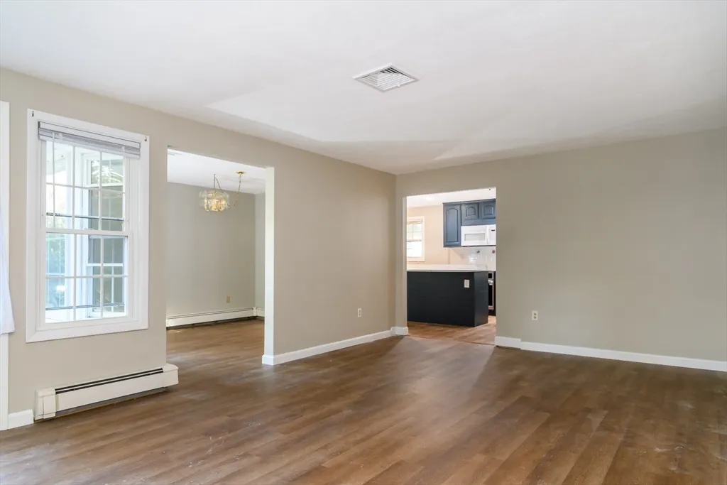 3 Hickory Ln, Nobscot