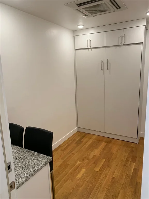 21 Fifth, Chelsea