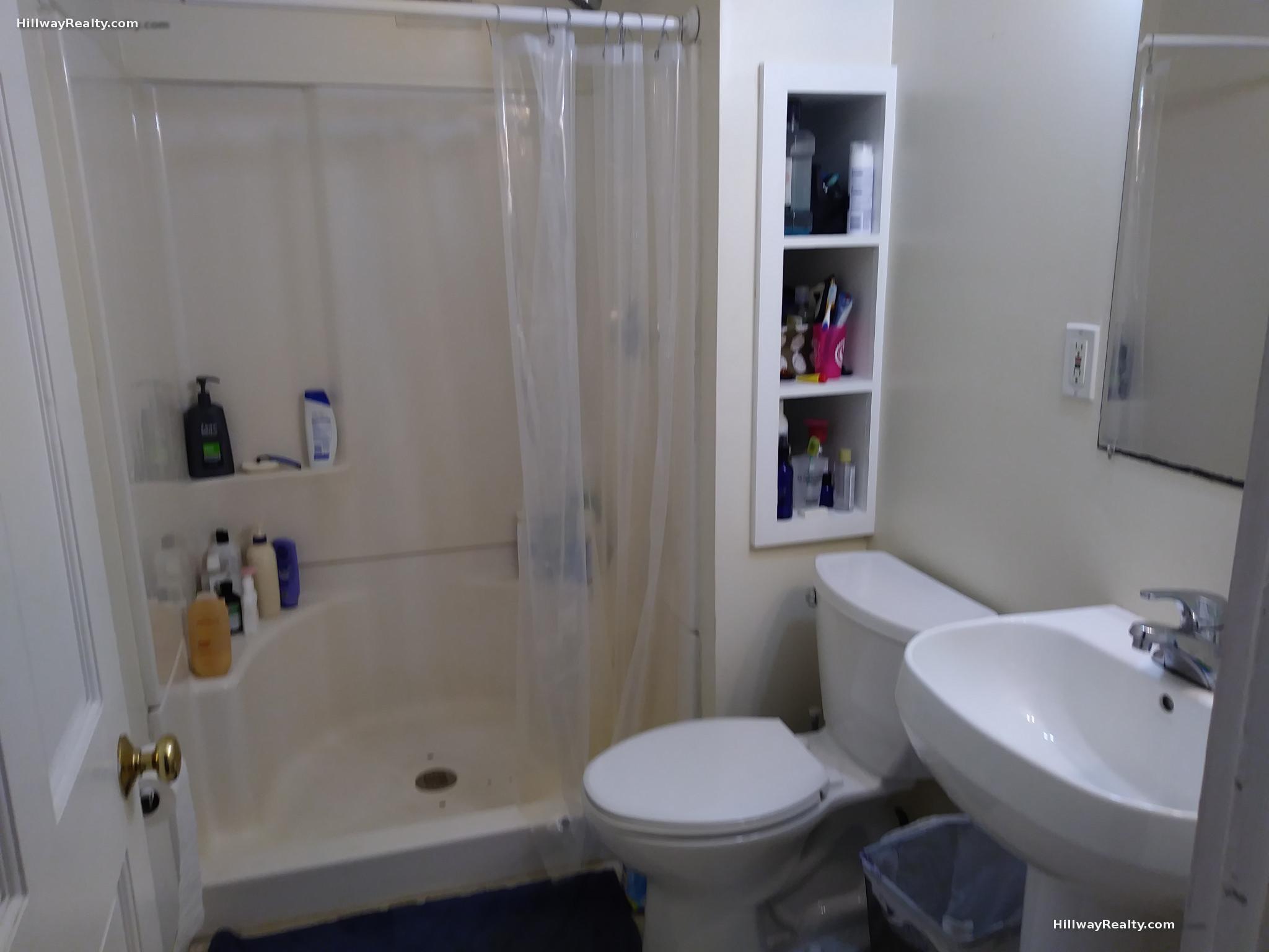 852 Huntington Ave, Mission Hill