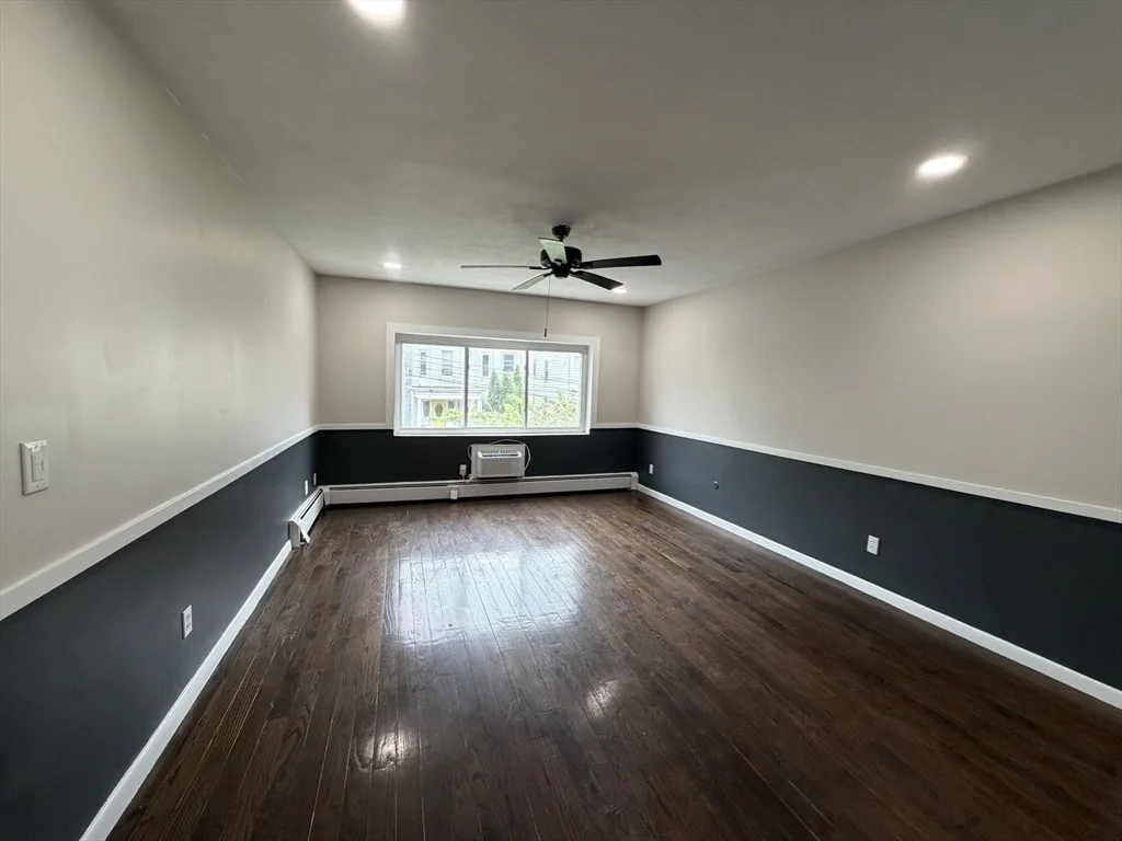 20 Dix, Dorchester