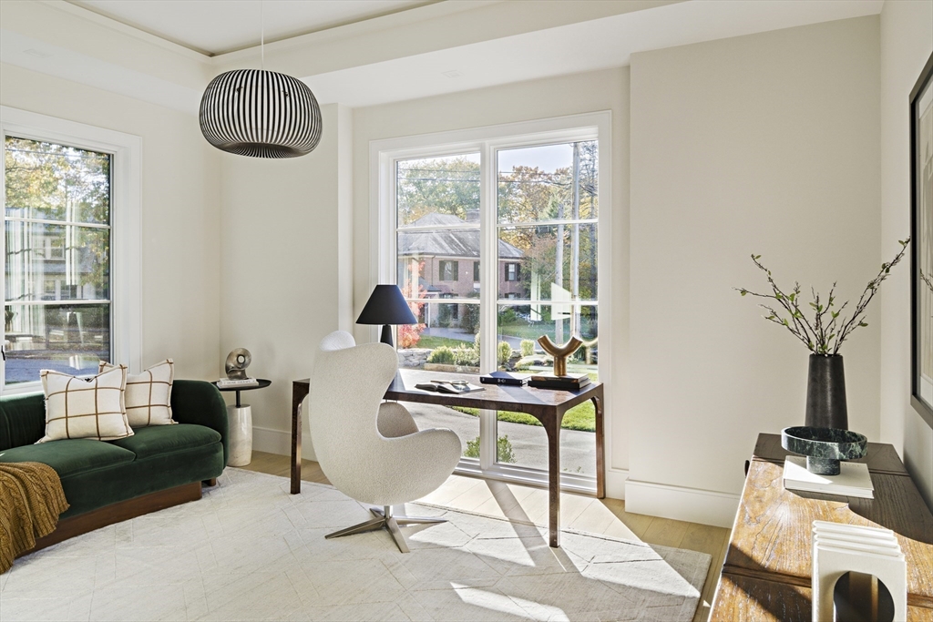 56 Bigelow Rd, West Newton