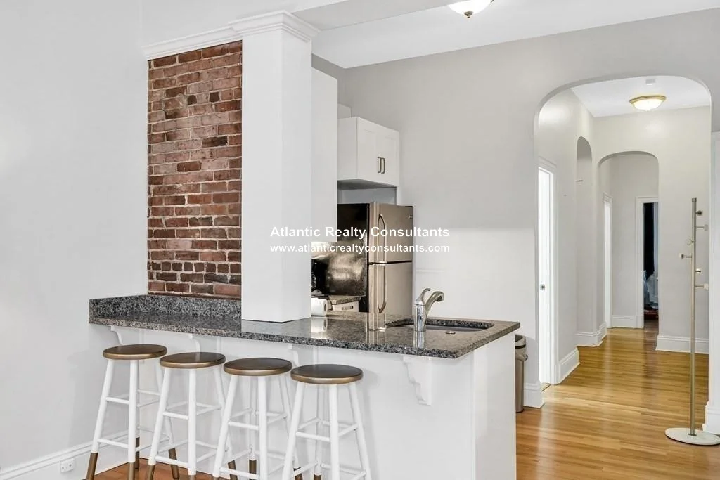 140 Beacon St, Back Bay