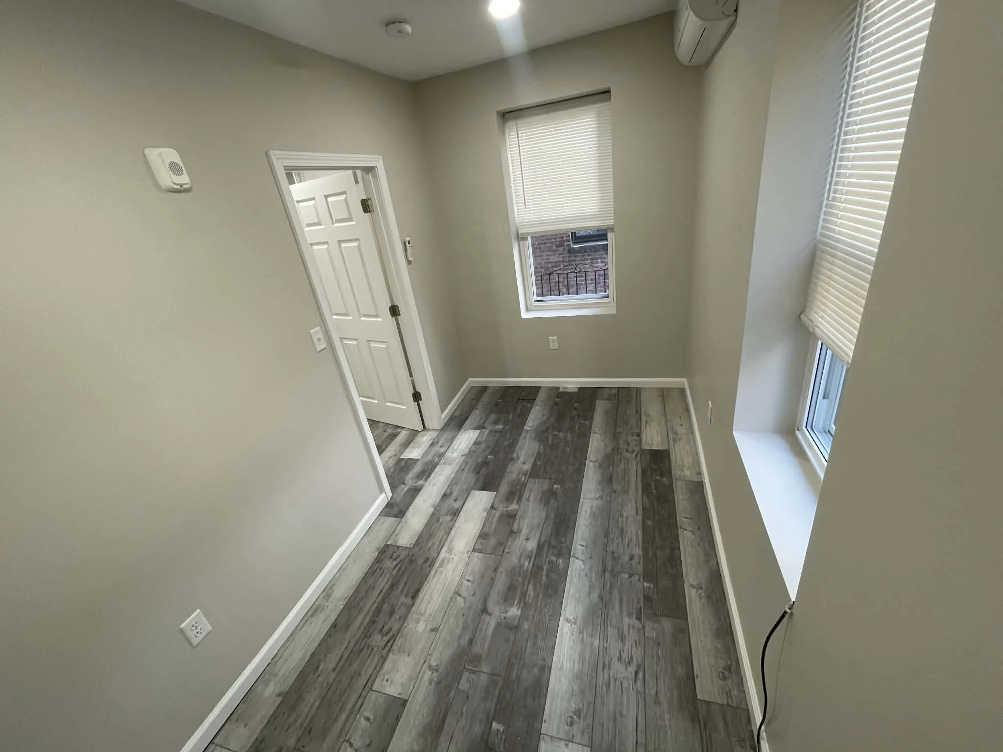 205 Endicott St, North End