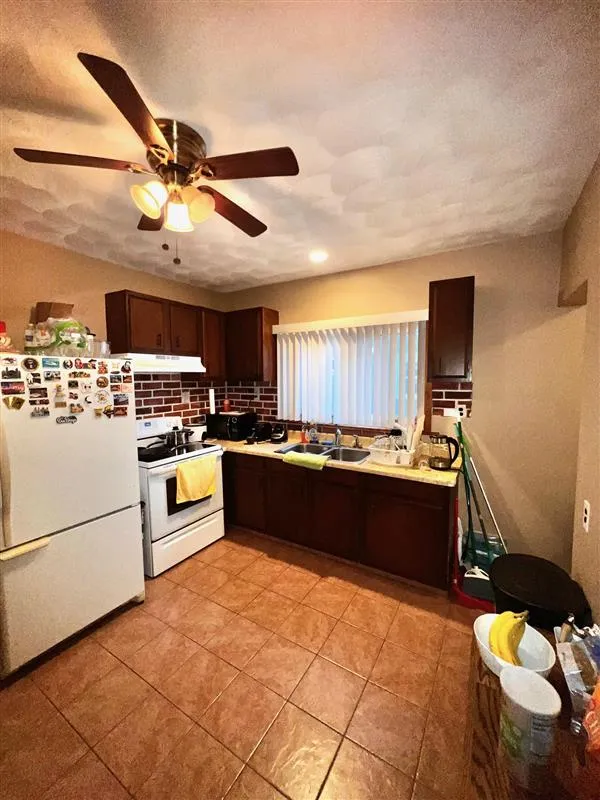 122 Willis Ave, South Medford