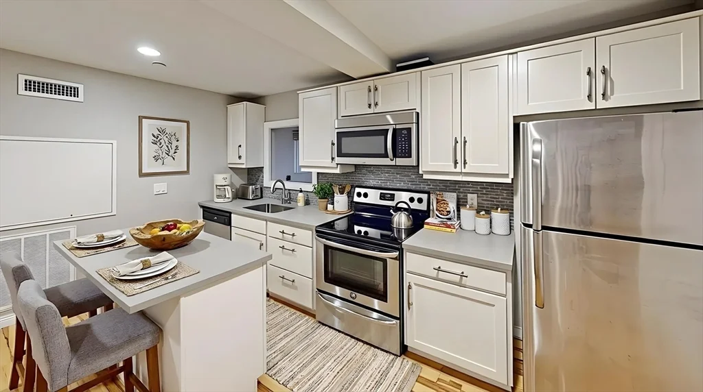 9 Anderson, Beacon Hill